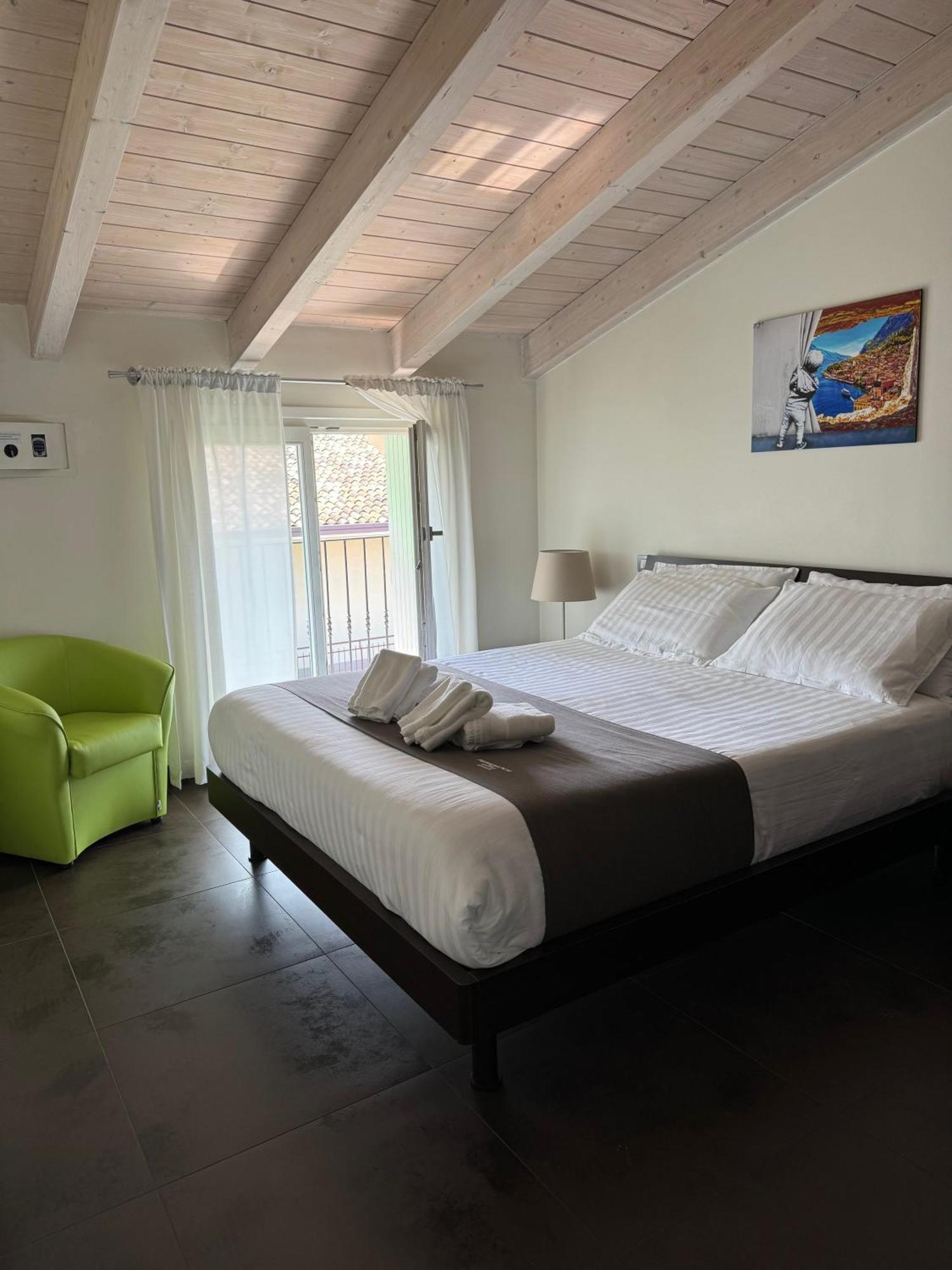 Residence Del Lago Desenzano del Garda Exterior photo